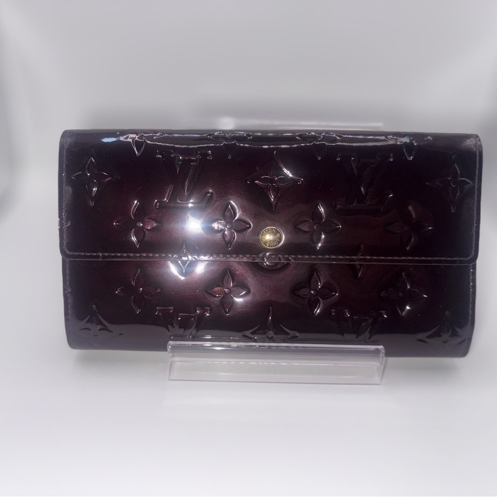 Louis Vuitton Dark Burgundy Monogram Vernis Sarah Wallet